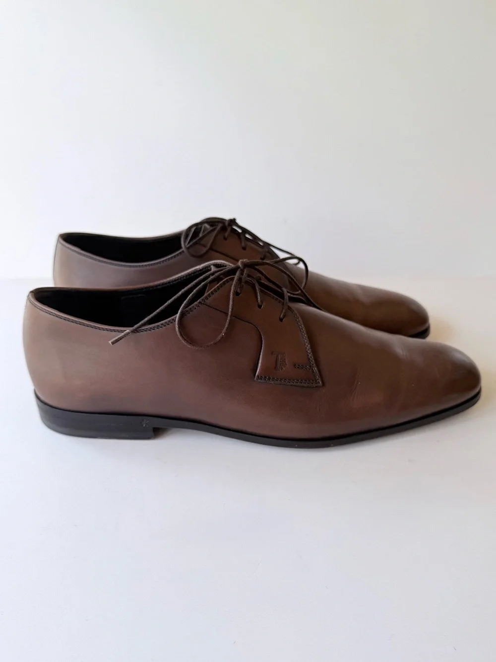 Tod's Smooth Leather Derby Lace-Up Plain Toe Dress Shoes in Brown Men’s Size 7